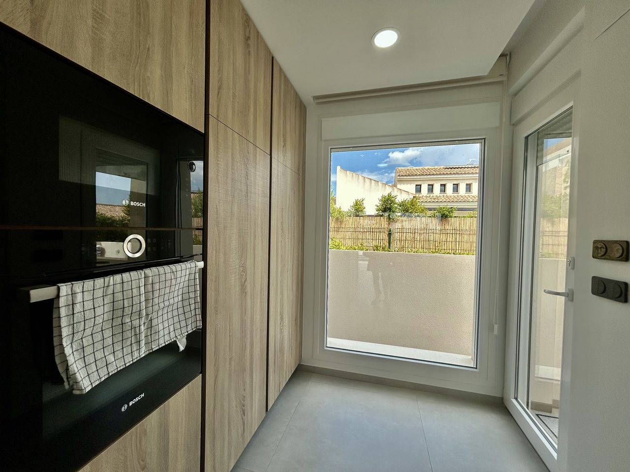 Master bedroom in villa for sale in Algorfa