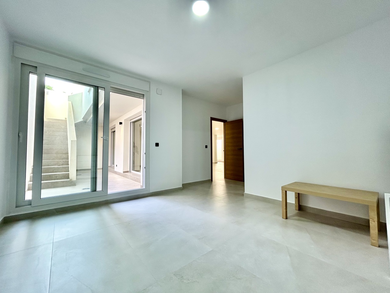 Master bedroom in villa for sale in Algorfa