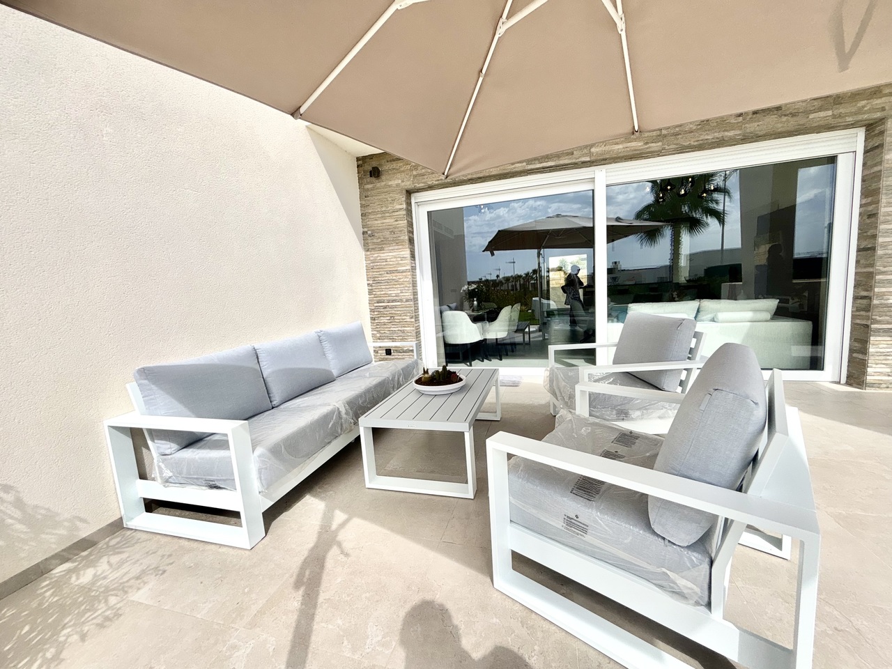 Bathroom in villa for sale in Algorfa