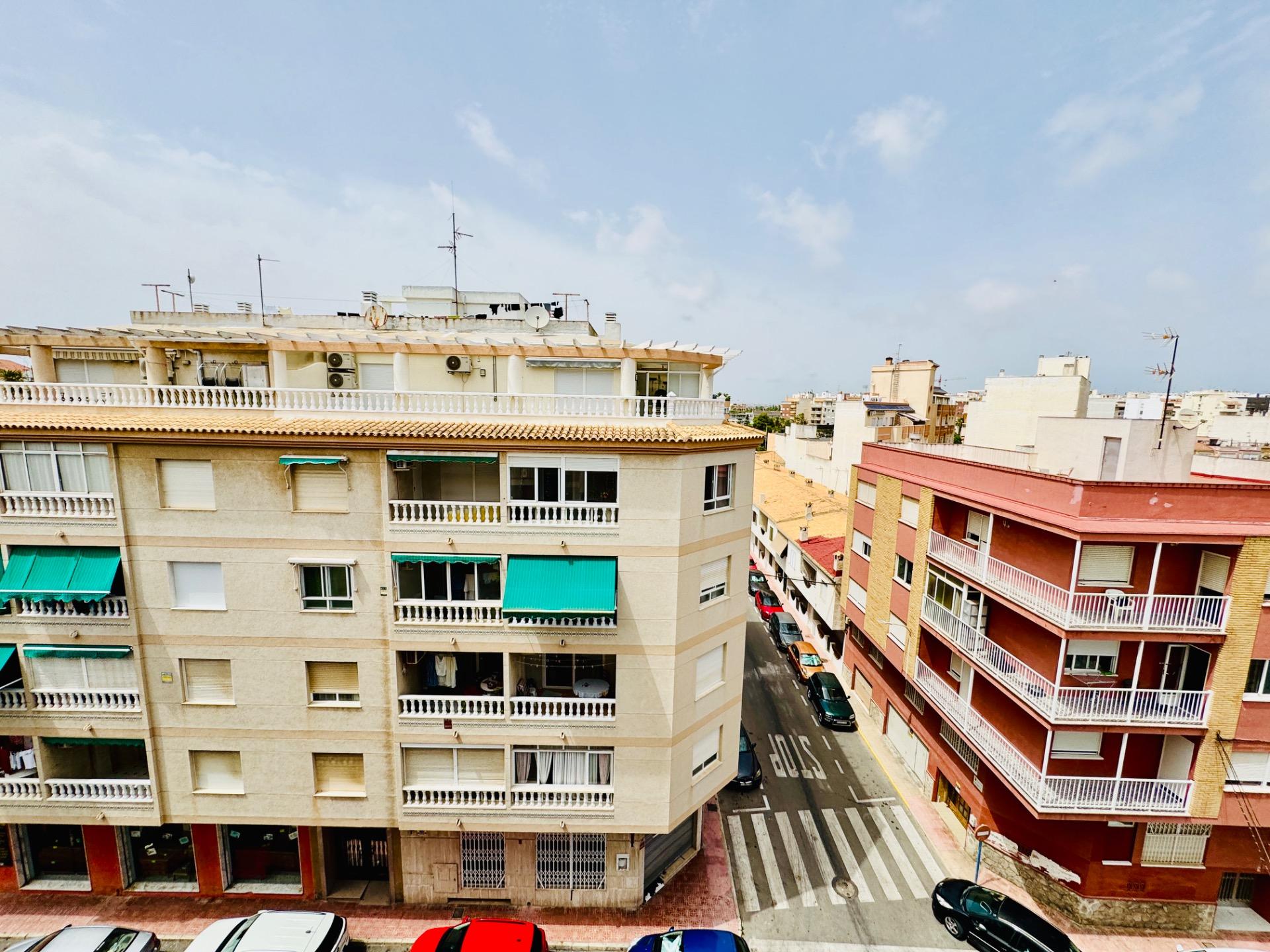 Bathroom in apartment for sale in Torrevieja