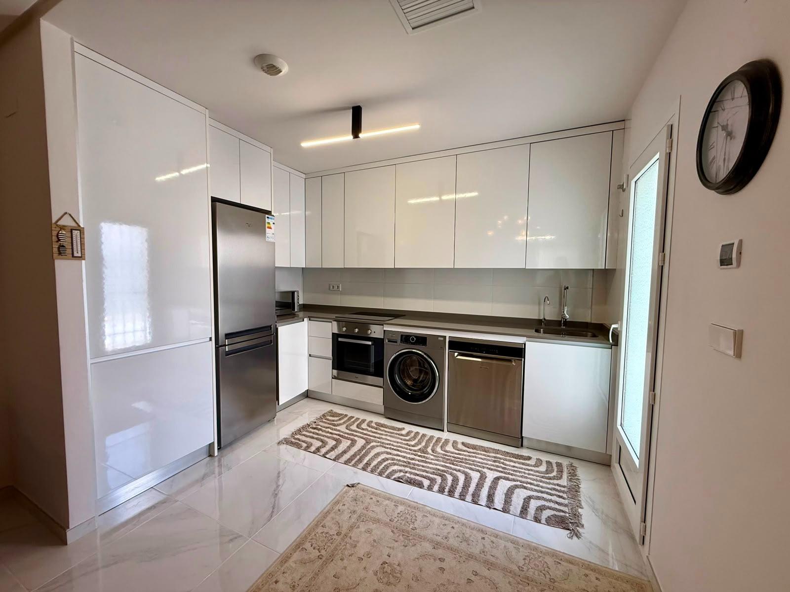 Kitchen in apartment for sale in Torrevieja