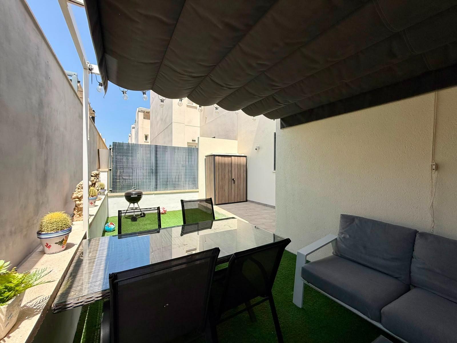 Dining area in apartment for sale in Torrevieja