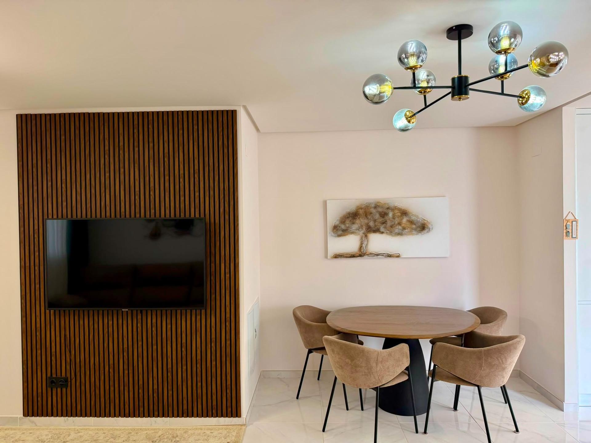 Bedroom in apartment for sale in Torrevieja
