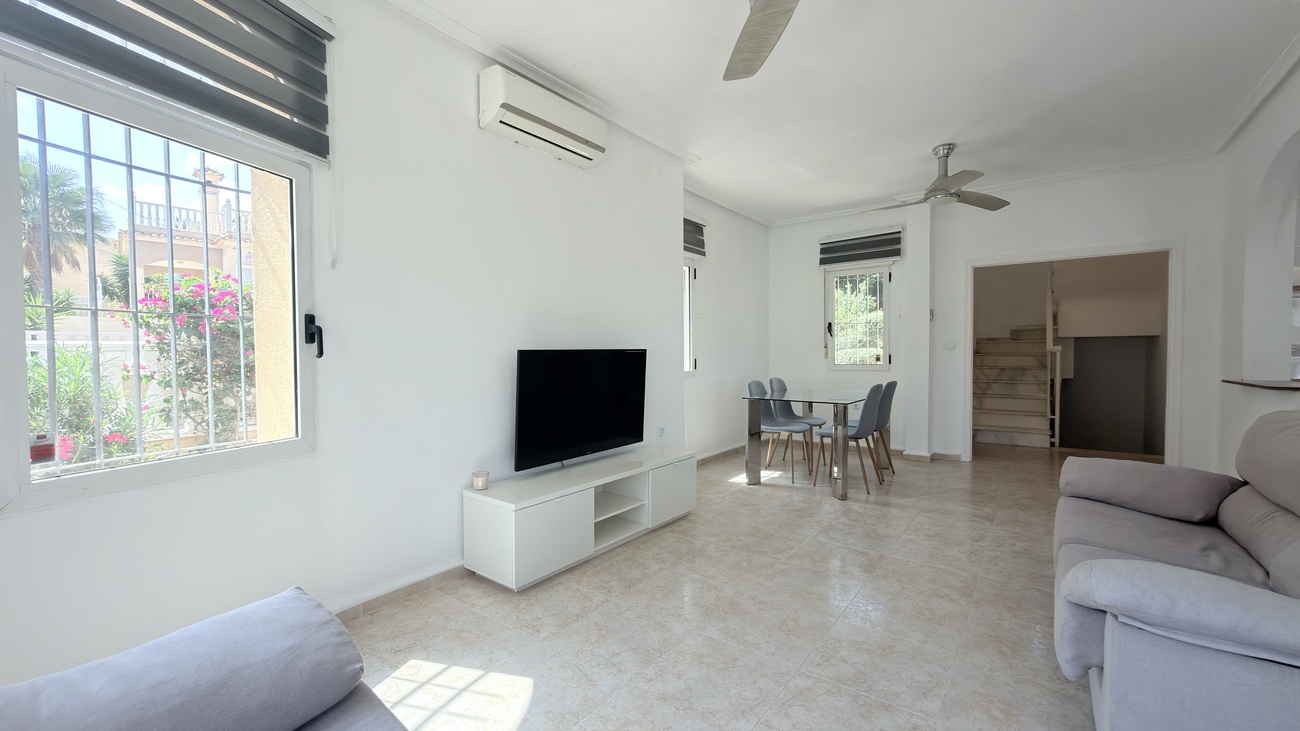 Living room in villa for sale in Orihuela Costa