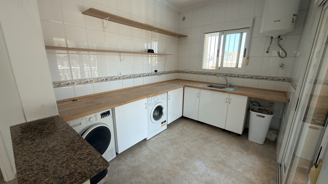 Garden in villa for sale in Orihuela Costa