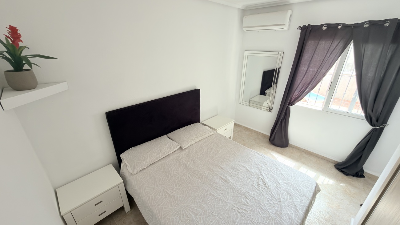 Terrace in villa for sale in Orihuela Costa