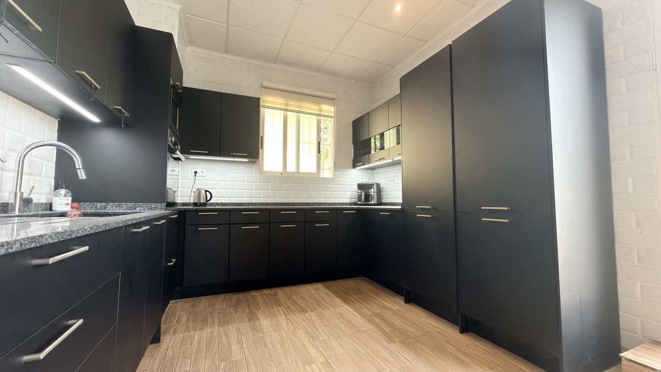 Kitchen in villa for sale in Orihuela Costa