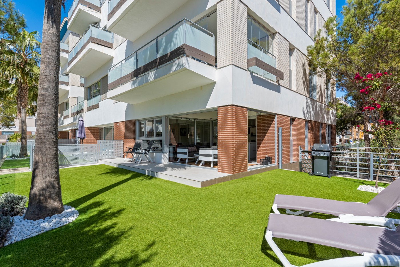 Bedroom in apartment for sale in Orihuela Costa