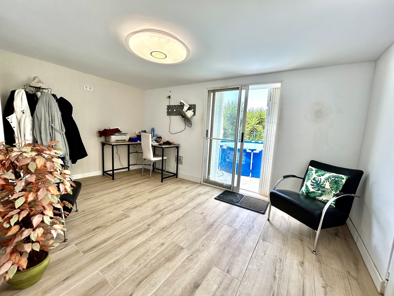 Garden in villa for sale in Los Montesinos