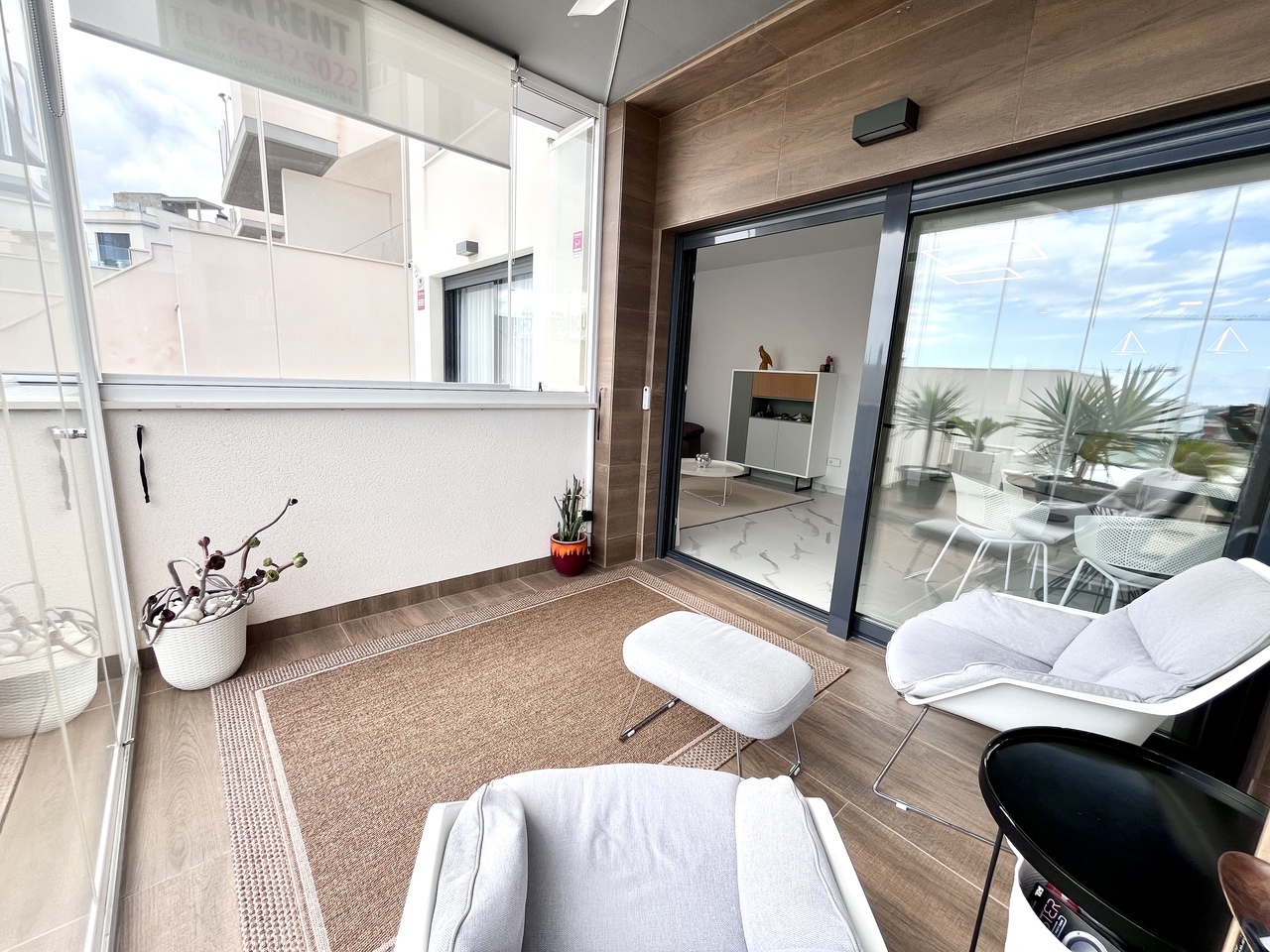 Kitchen in apartment for sale in San Miguel de Salinas