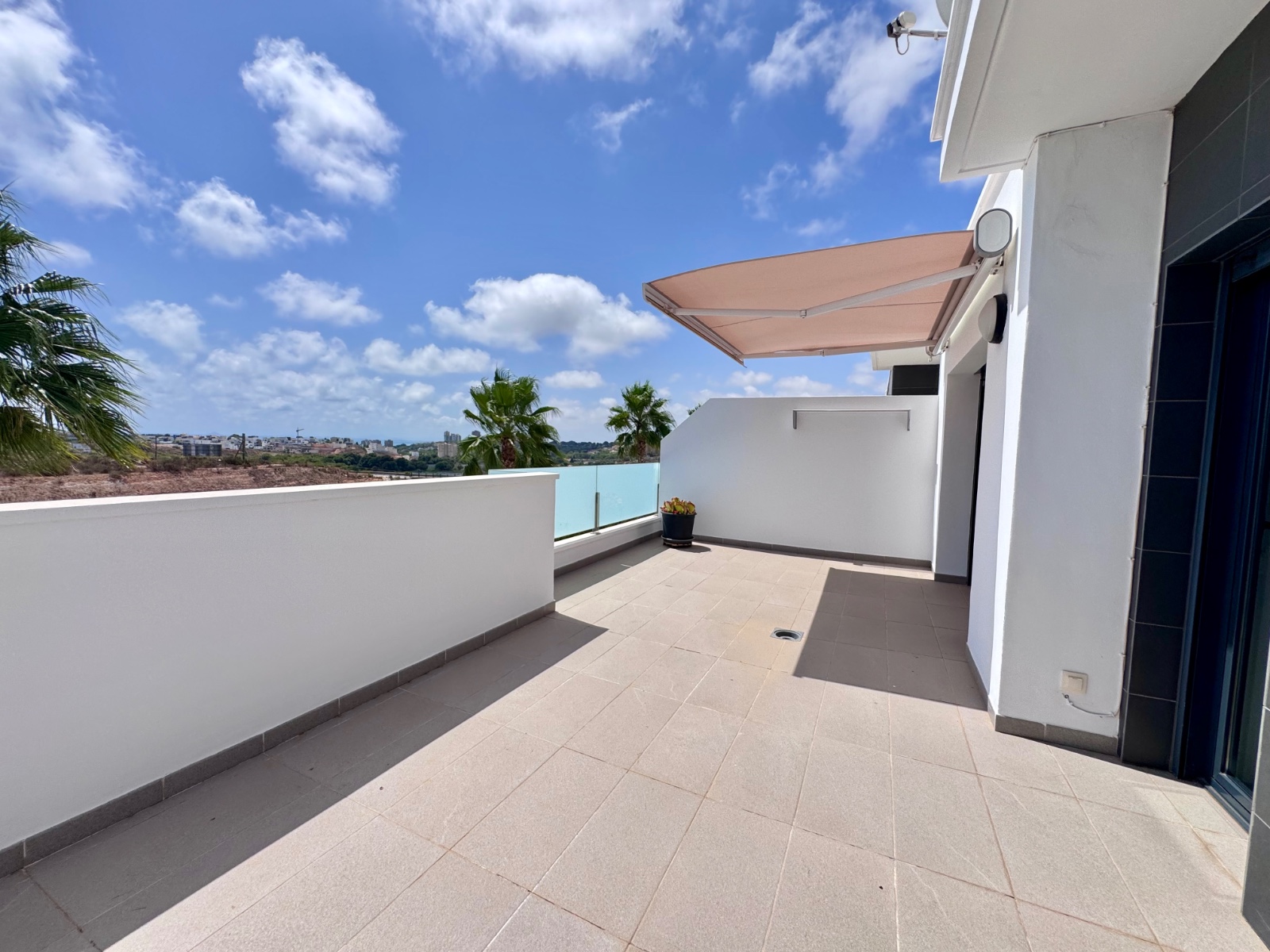 Dining area in terraced for sale in Cabo Roig
