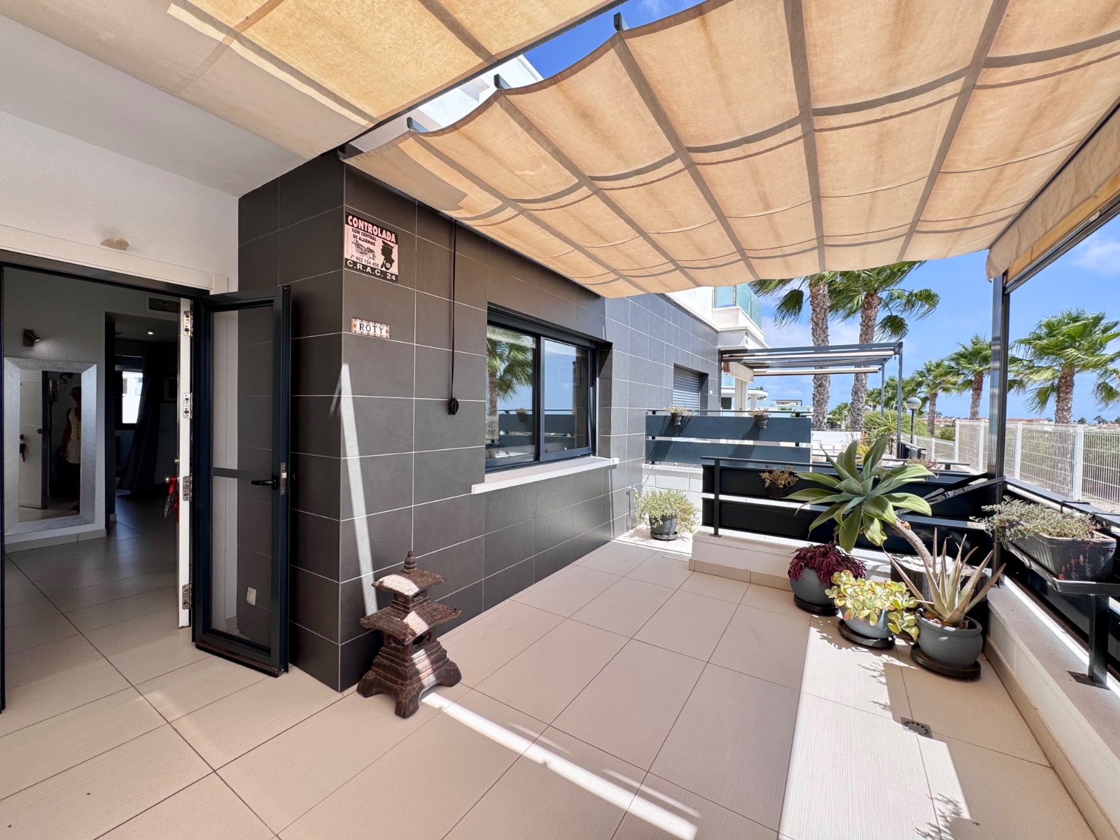Bedroom in terraced for sale in Cabo Roig