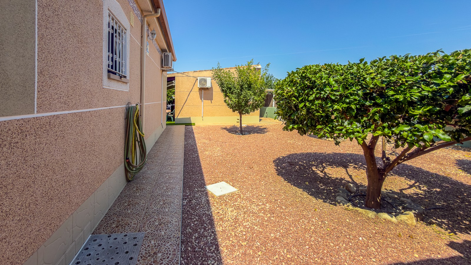 Living room in villa for sale in Catral