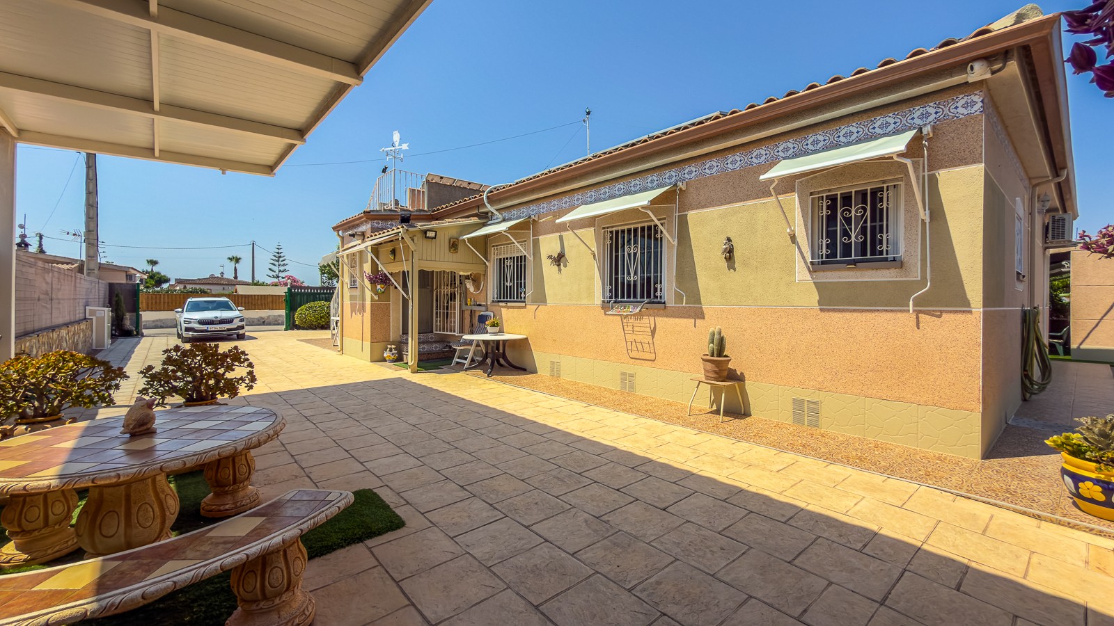 Kitchen in villa for sale in Catral