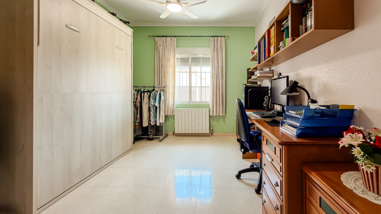 Dining area in villa for sale in Catral