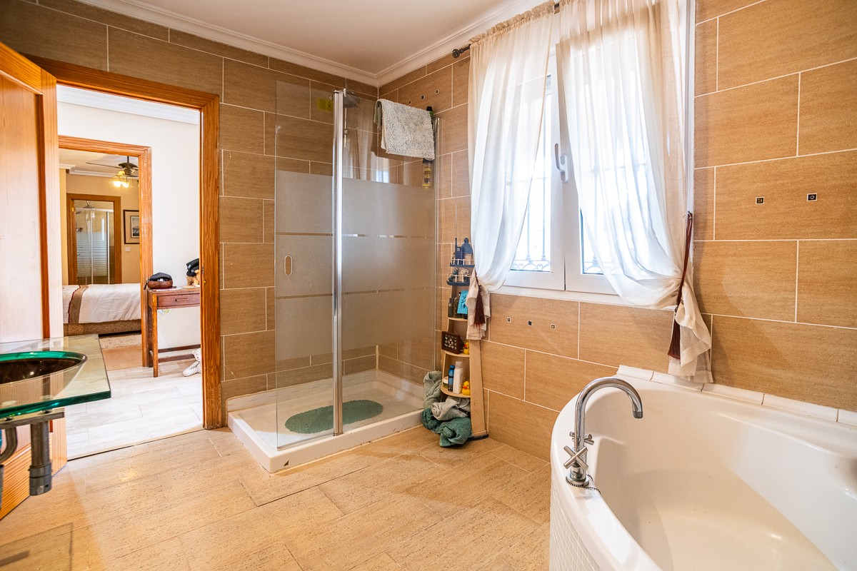 Living room in villa for sale in Torrevieja
