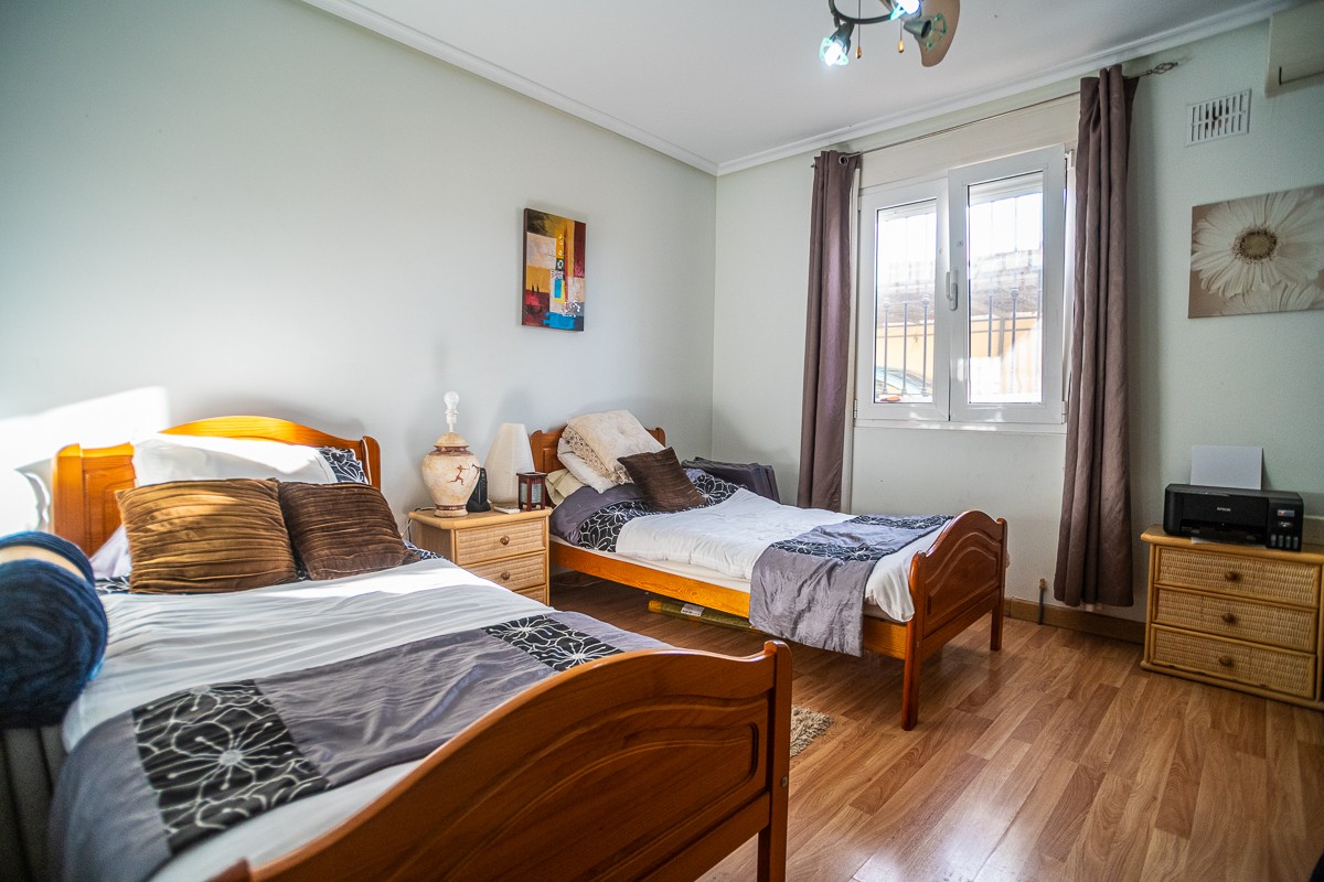 Kitchen in villa for sale in Torrevieja