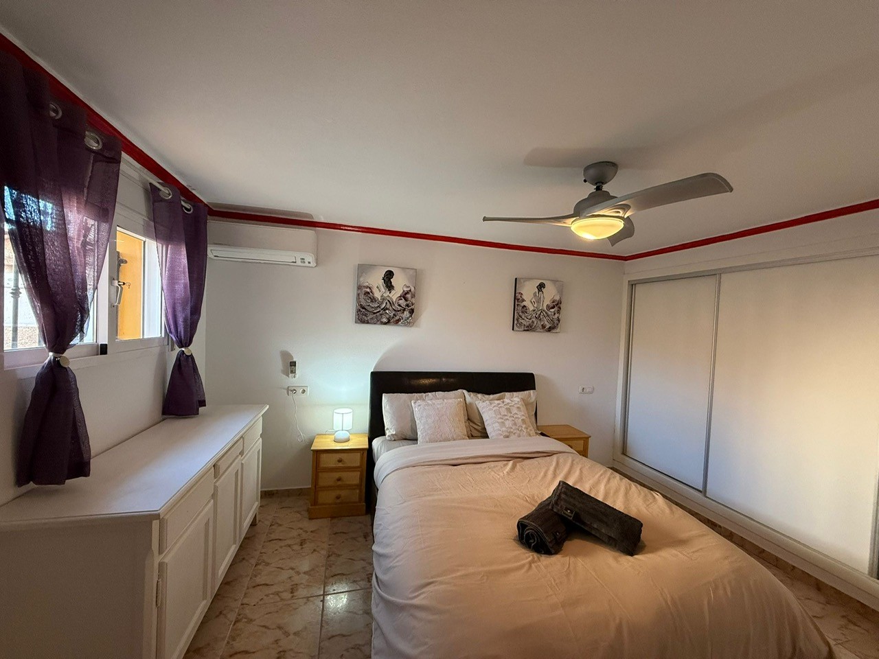 Bathroom in villa for sale in Orihuela Costa