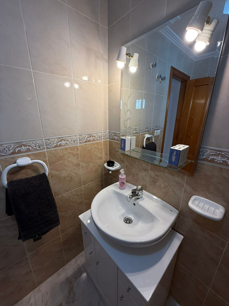 Garden in villa for sale in Orihuela Costa