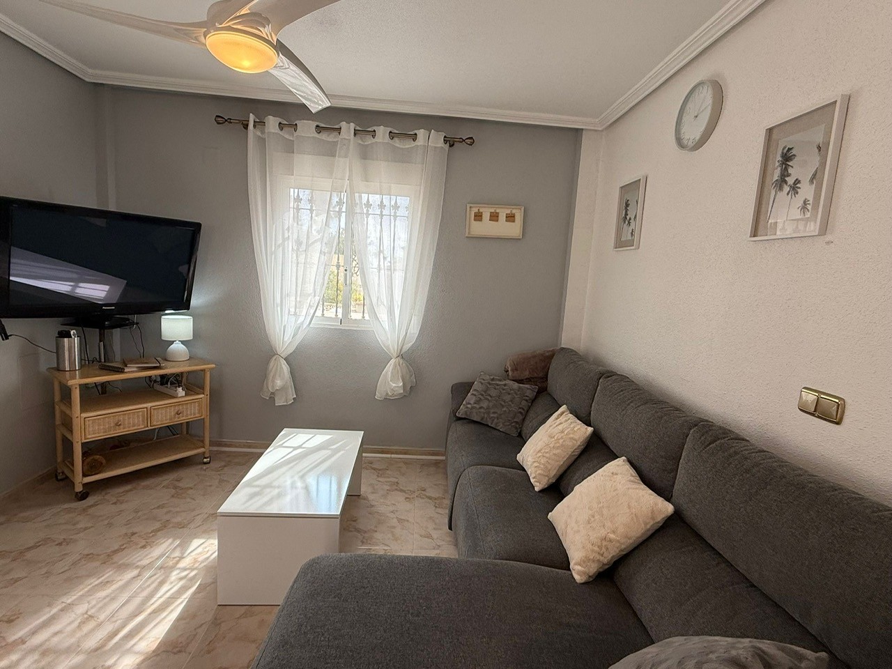 Dining area in villa for sale in Orihuela Costa
