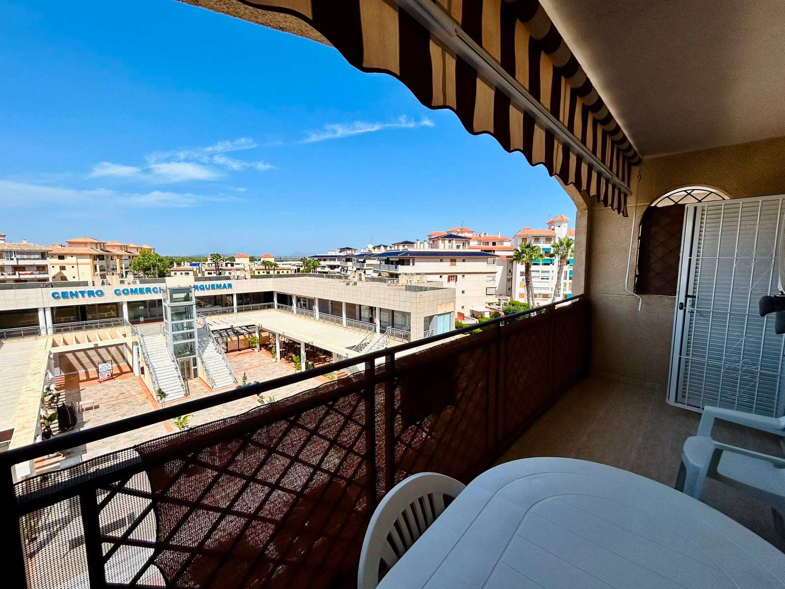 Living room in apartment for sale in La Mata