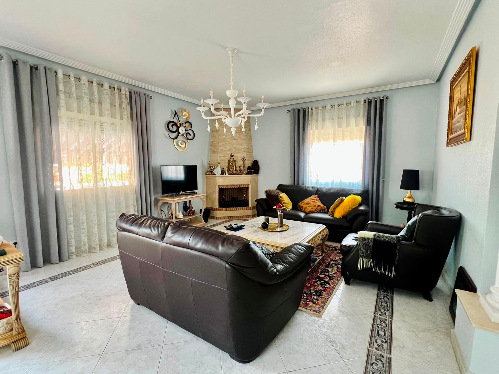 Living room in villa for sale in Orihuela