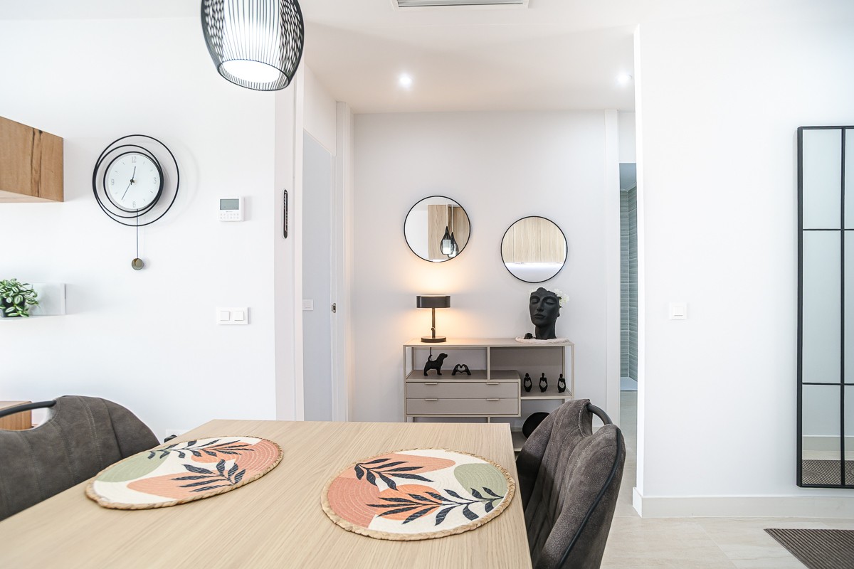Master bedroom in apartment for sale in Torrevieja