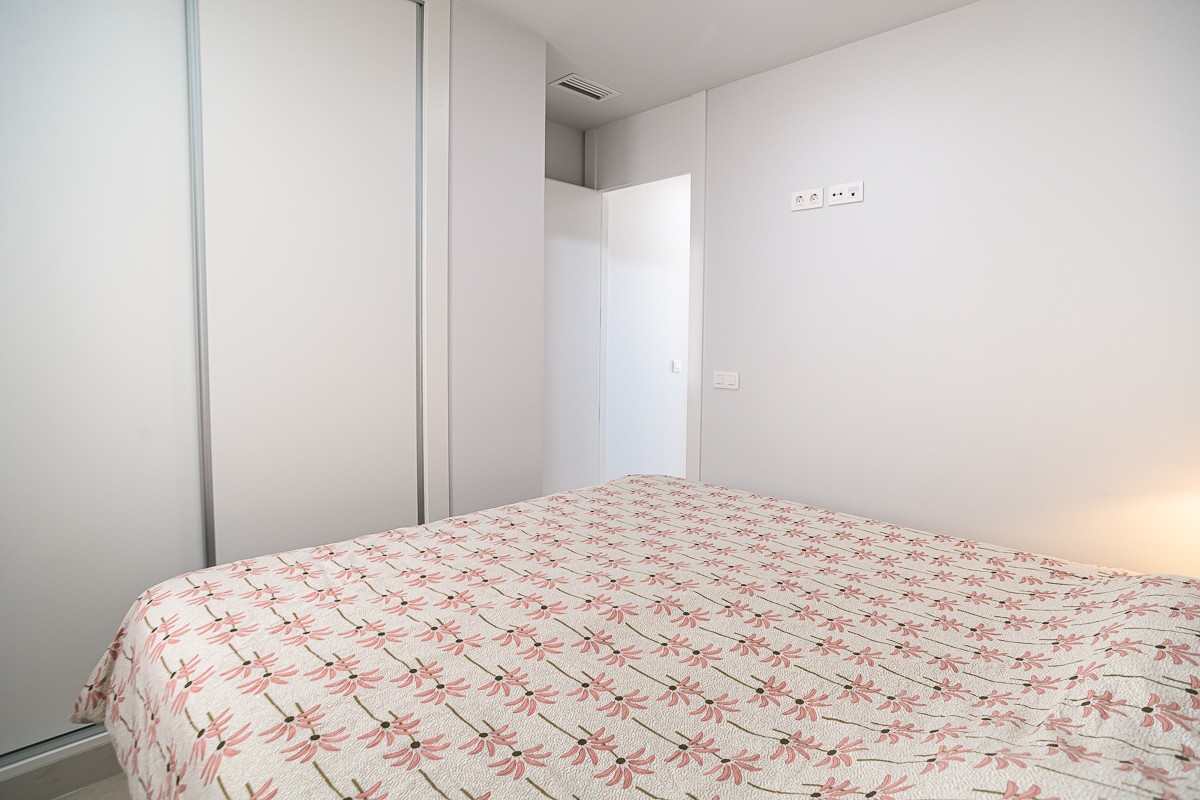 Bathroom in apartment for sale in Torrevieja