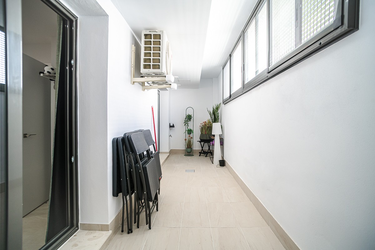 Bathroom in apartment for sale in Torrevieja