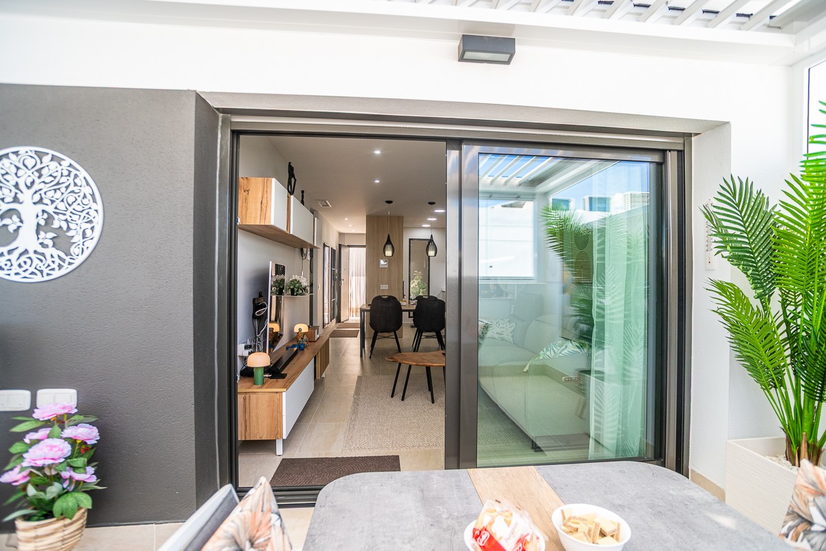 Living room in apartment for sale in Torrevieja