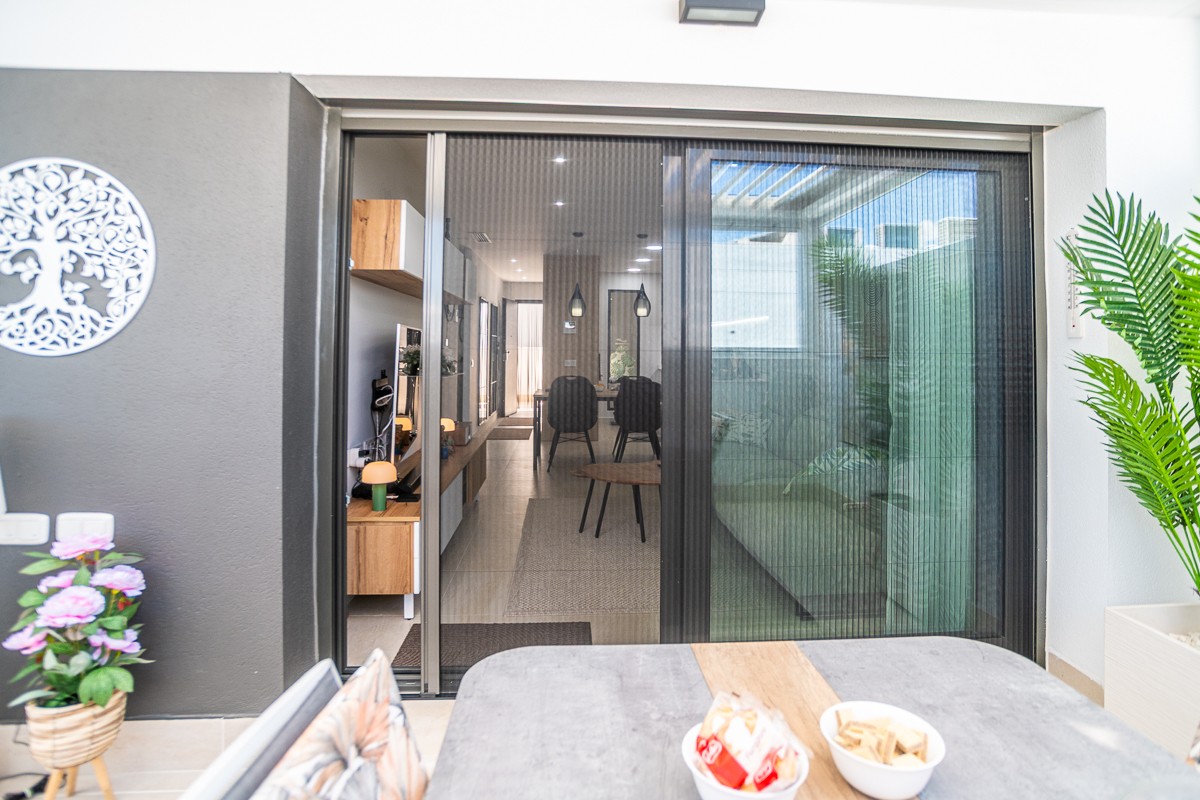 Kitchen in apartment for sale in Torrevieja