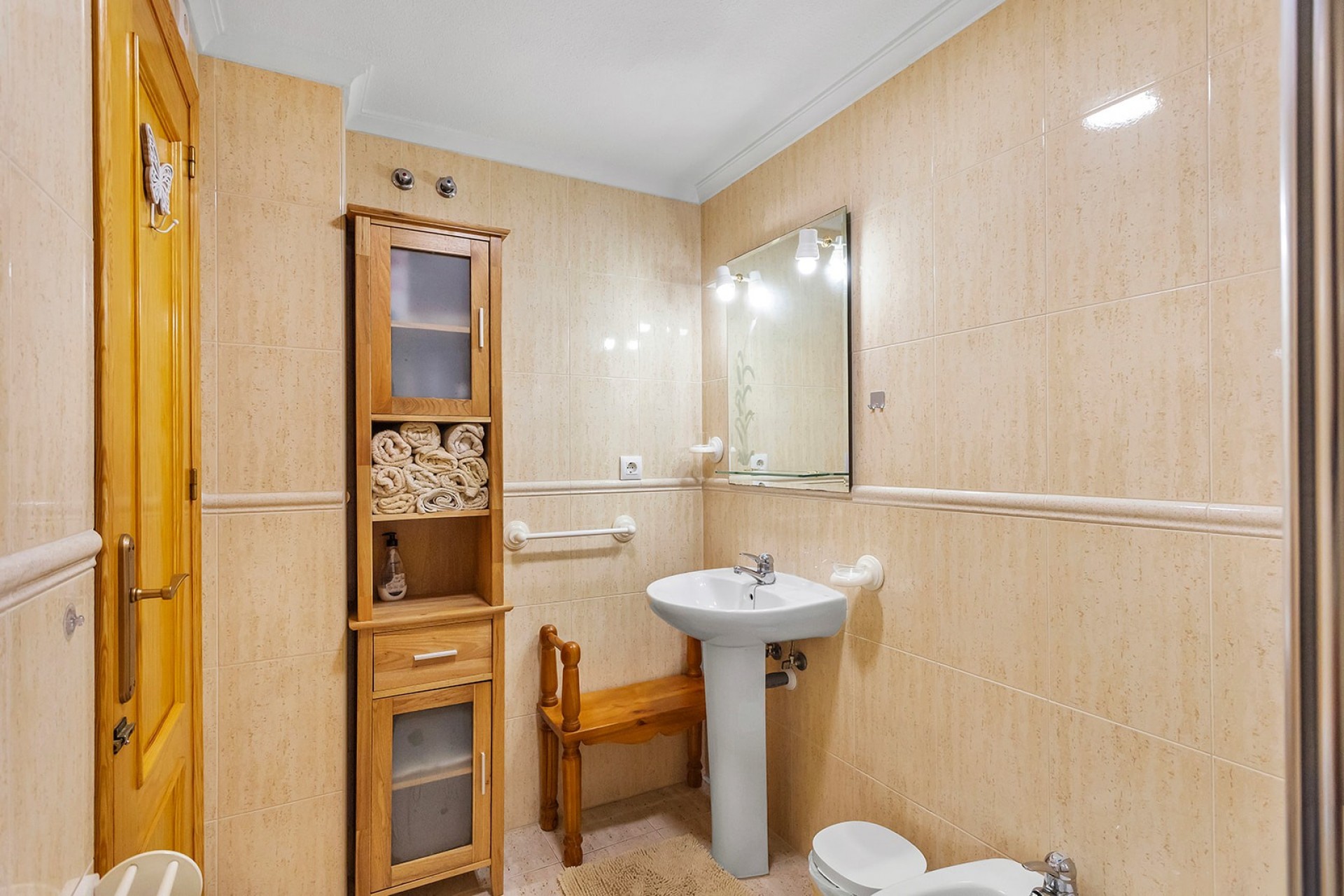 Master bedroom in apartment for sale in La Mata