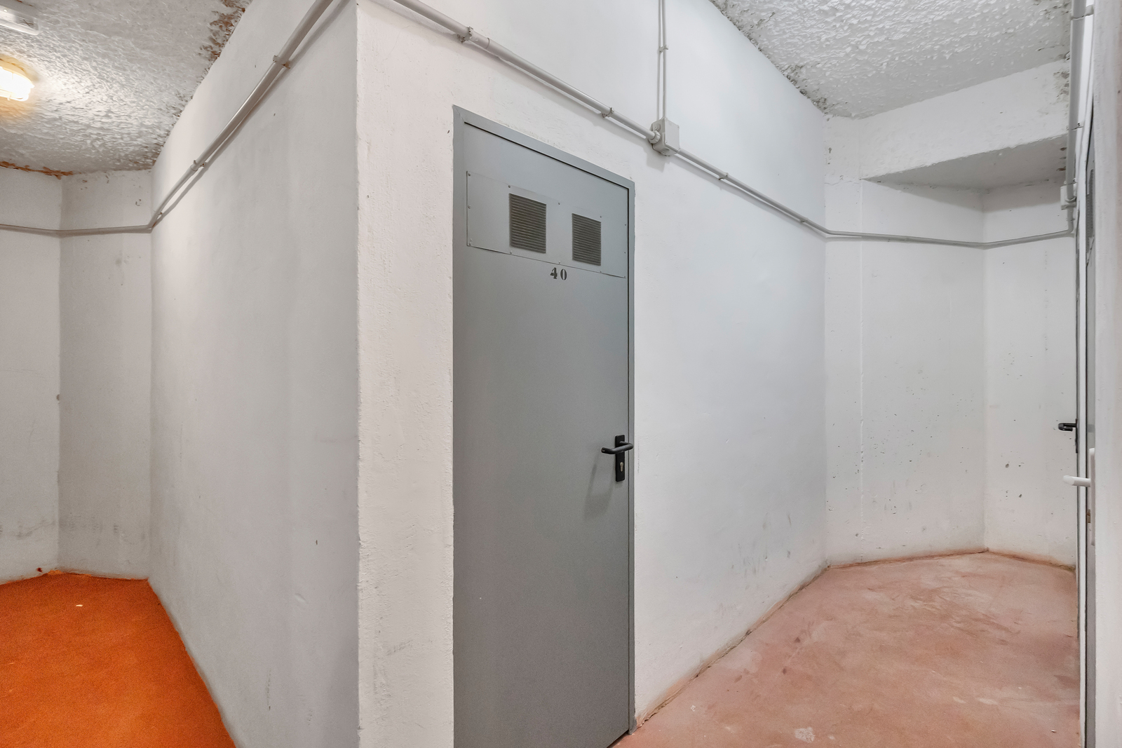 Master bedroom in apartment for sale in Torrevieja