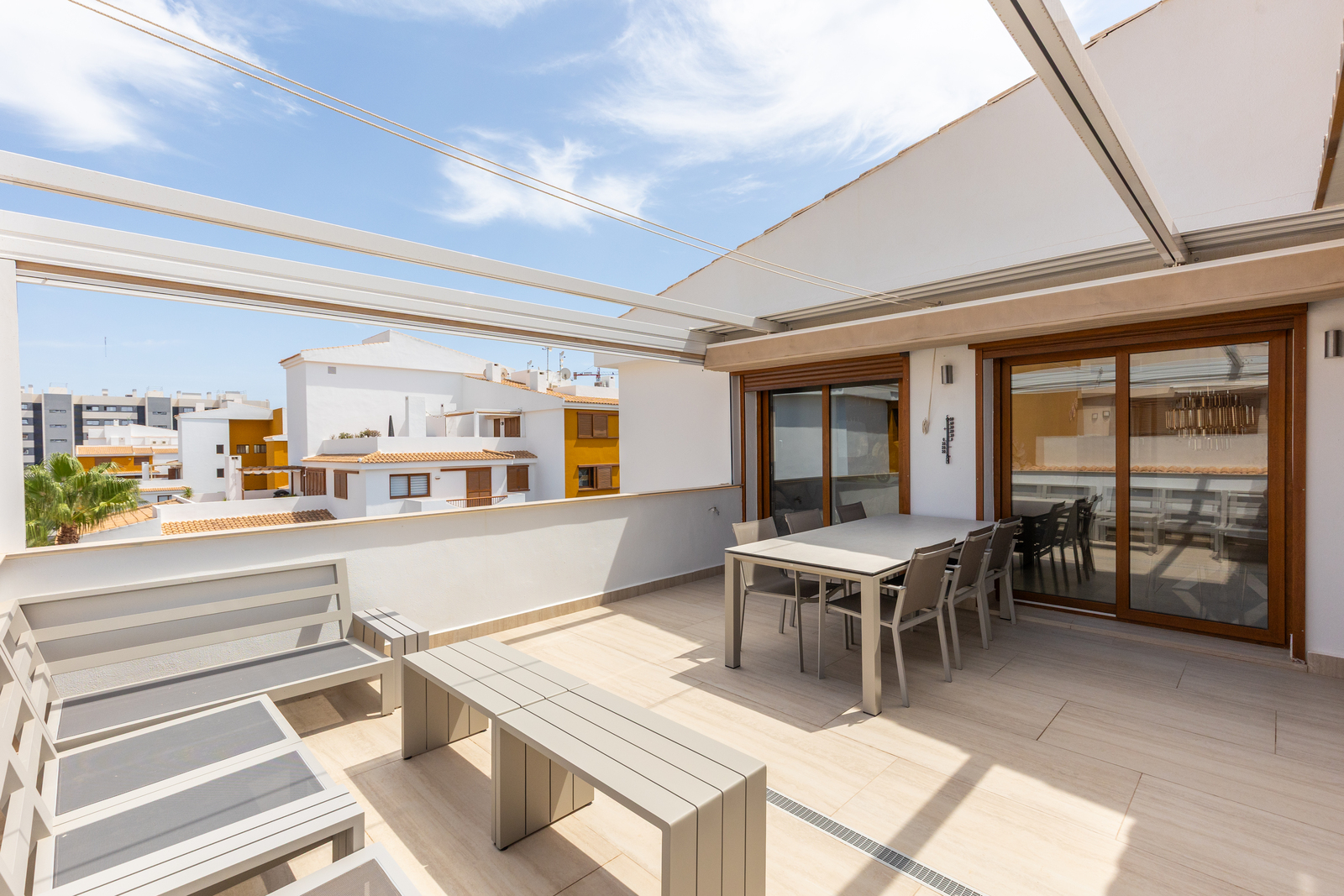 Bedroom in apartment for sale in Torrevieja