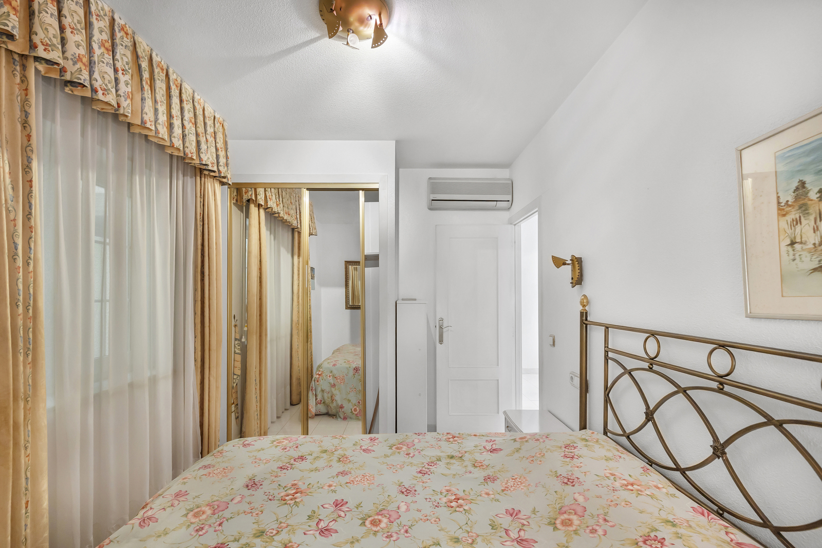 Dining area in apartment for sale in Guardamar del Segura