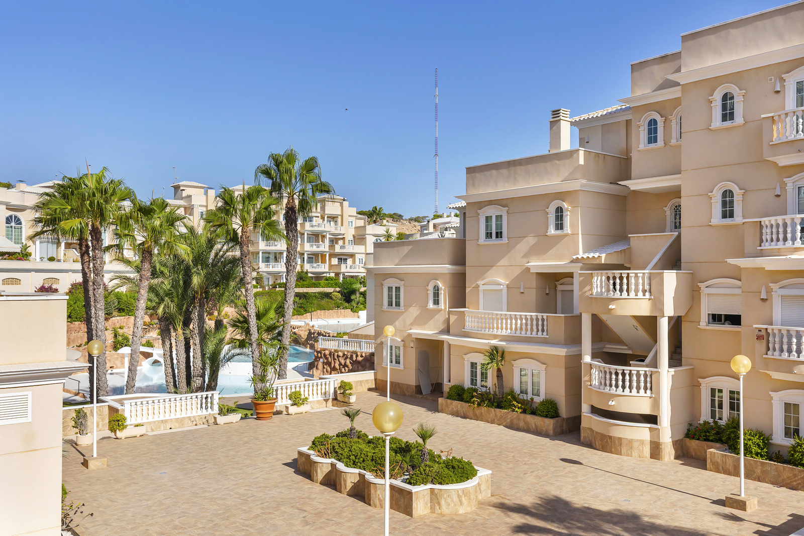 Garden in apartment for sale in Guardamar del Segura