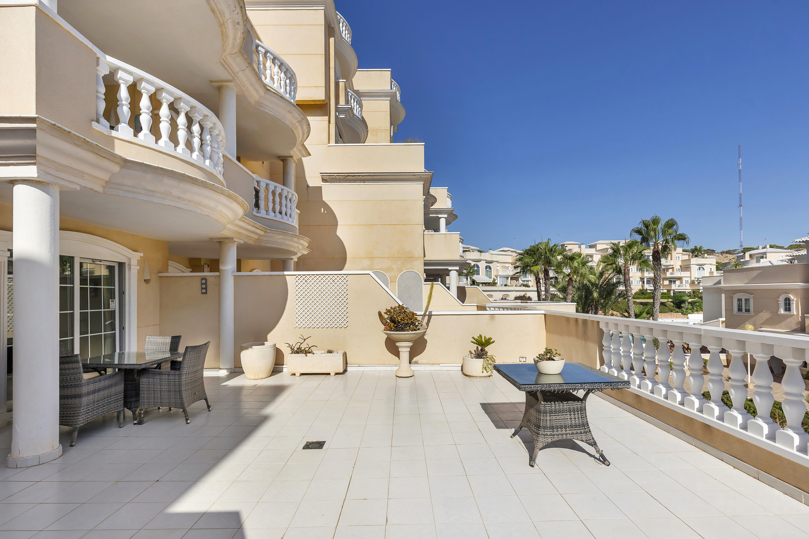 Terrace in apartment for sale in Guardamar del Segura