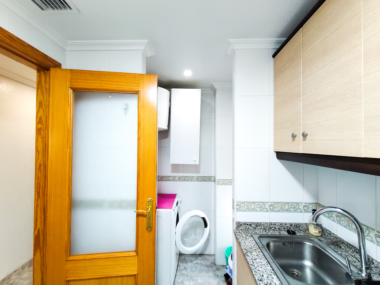 Dining area in apartment for sale in Guardamar del Segura