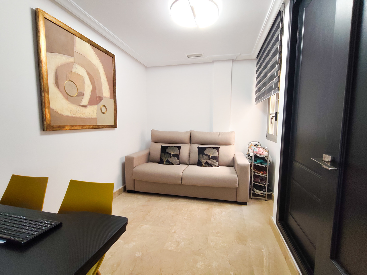 Bedroom in apartment for sale in Torrevieja