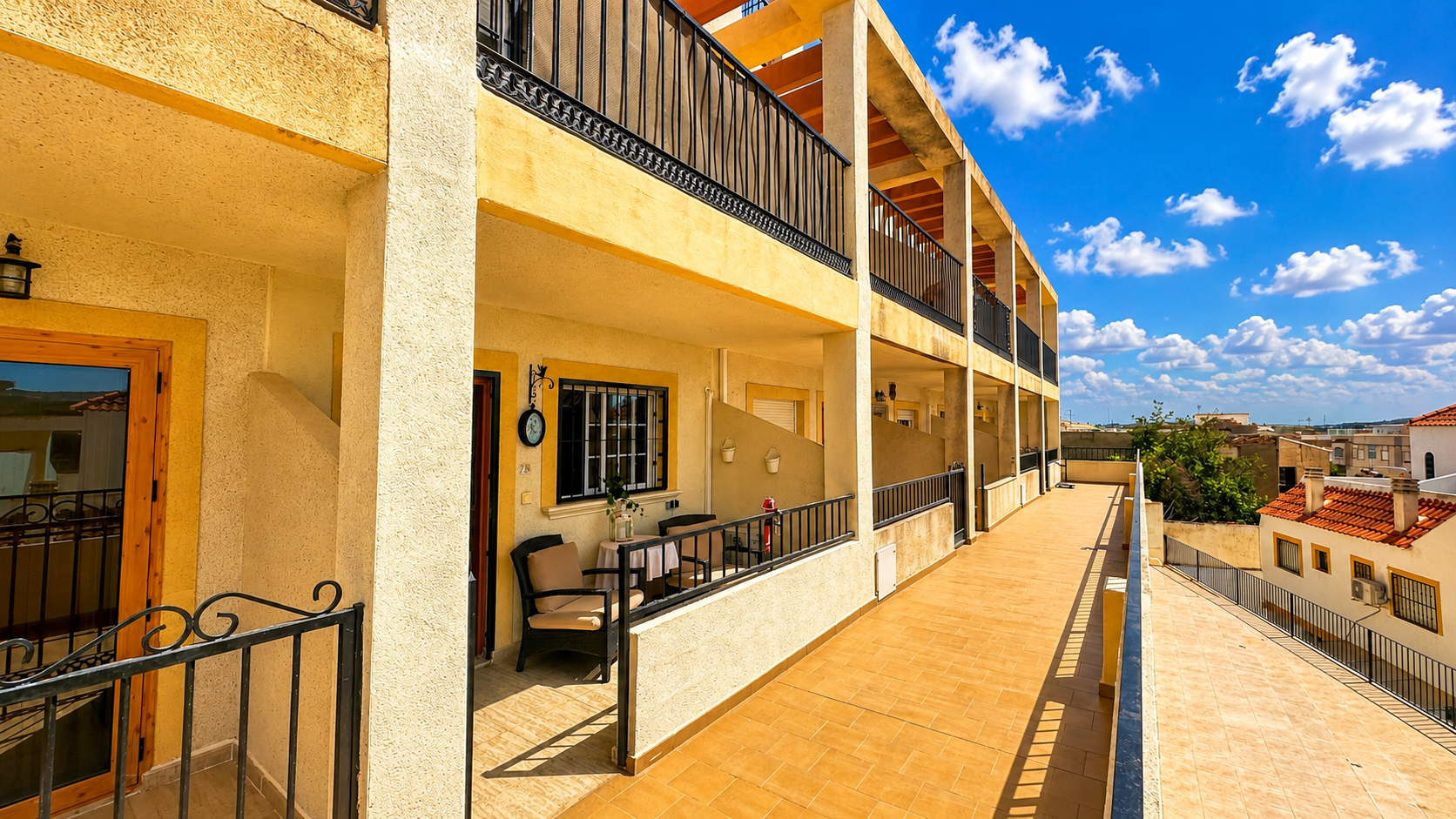 Master bedroom in terraced for sale in Orihuela