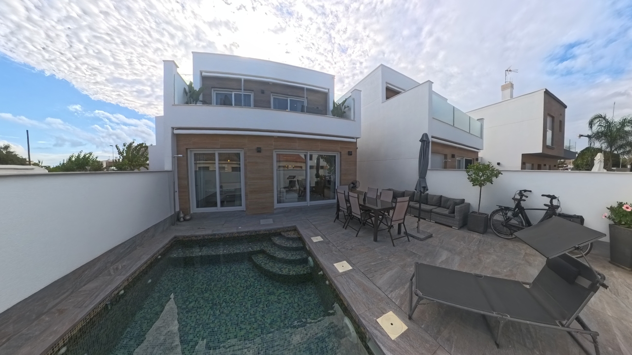 Kitchen in villa for sale in San Pedro del Pinatar