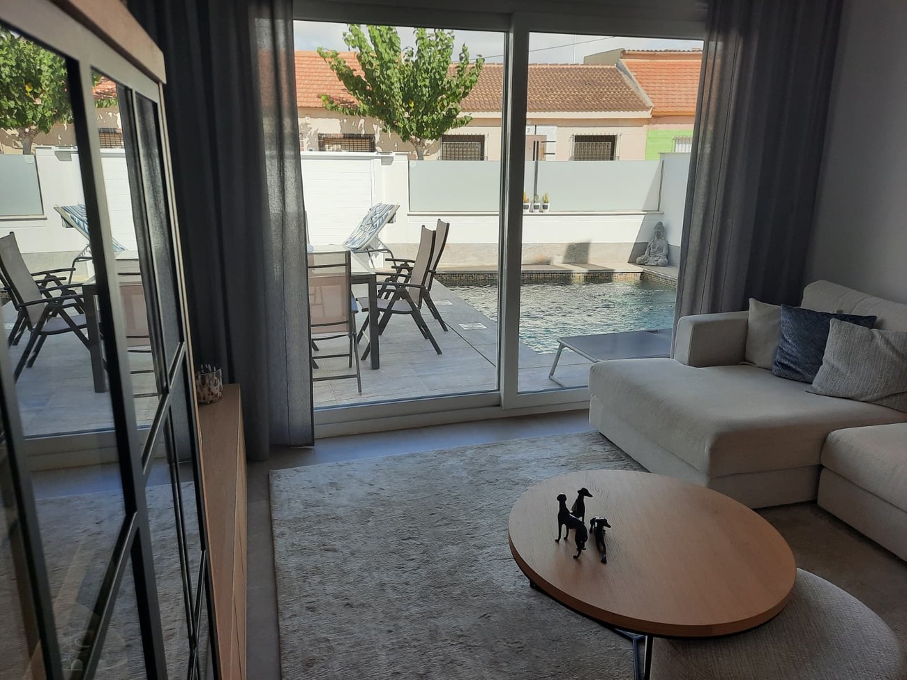 Garden in villa for sale in San Pedro del Pinatar
