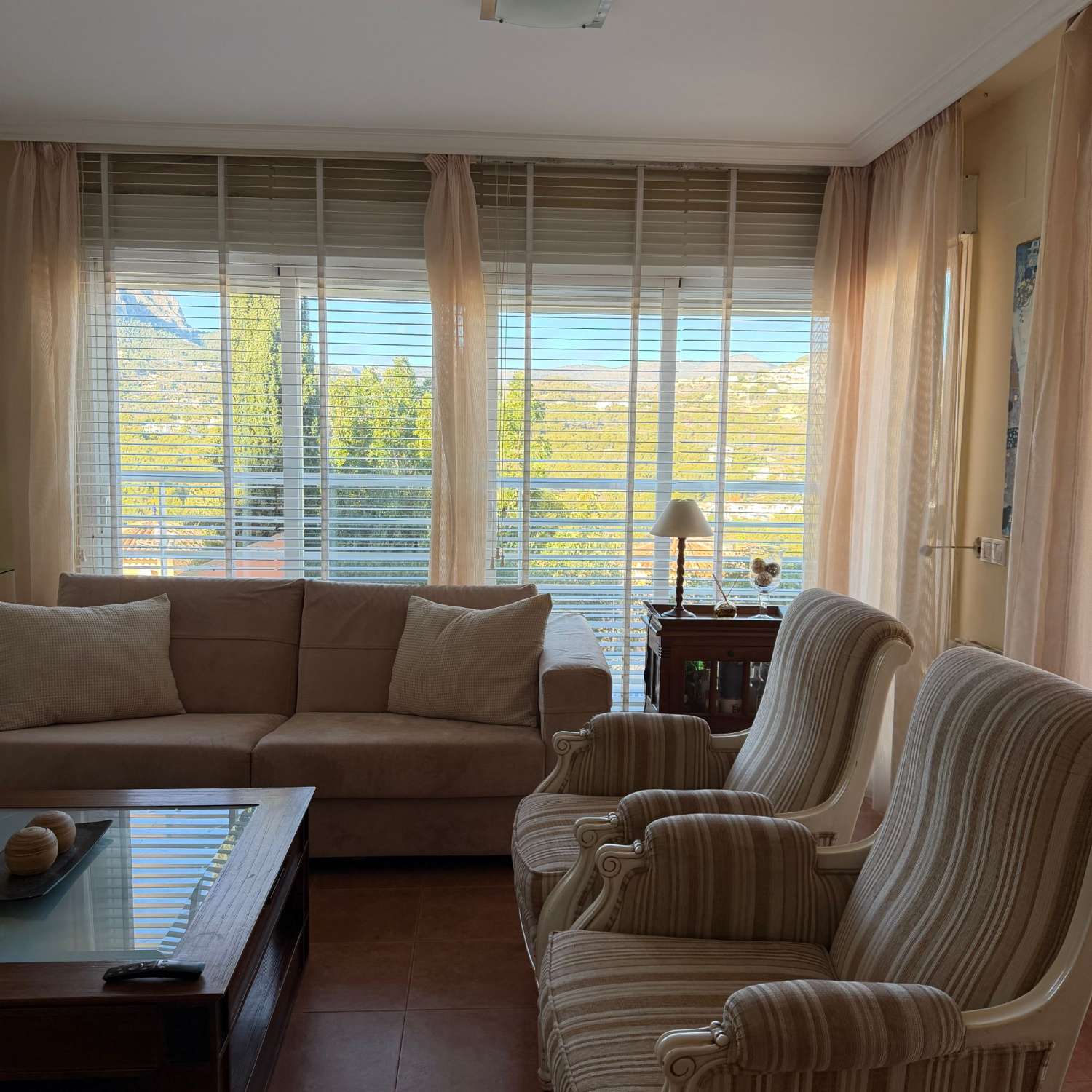 Master bedroom in villa for sale in Calpe