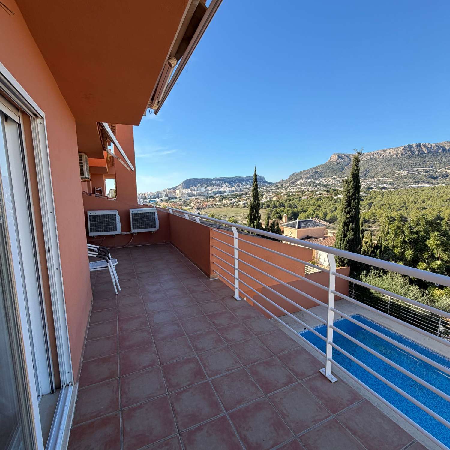 Master bedroom in villa for sale in Calpe