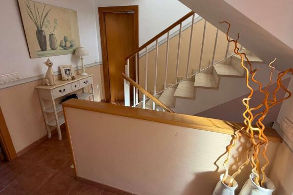 Bedrooms: 4, Bathrooms: 3, Villa in Calpe, Alicante, Spain