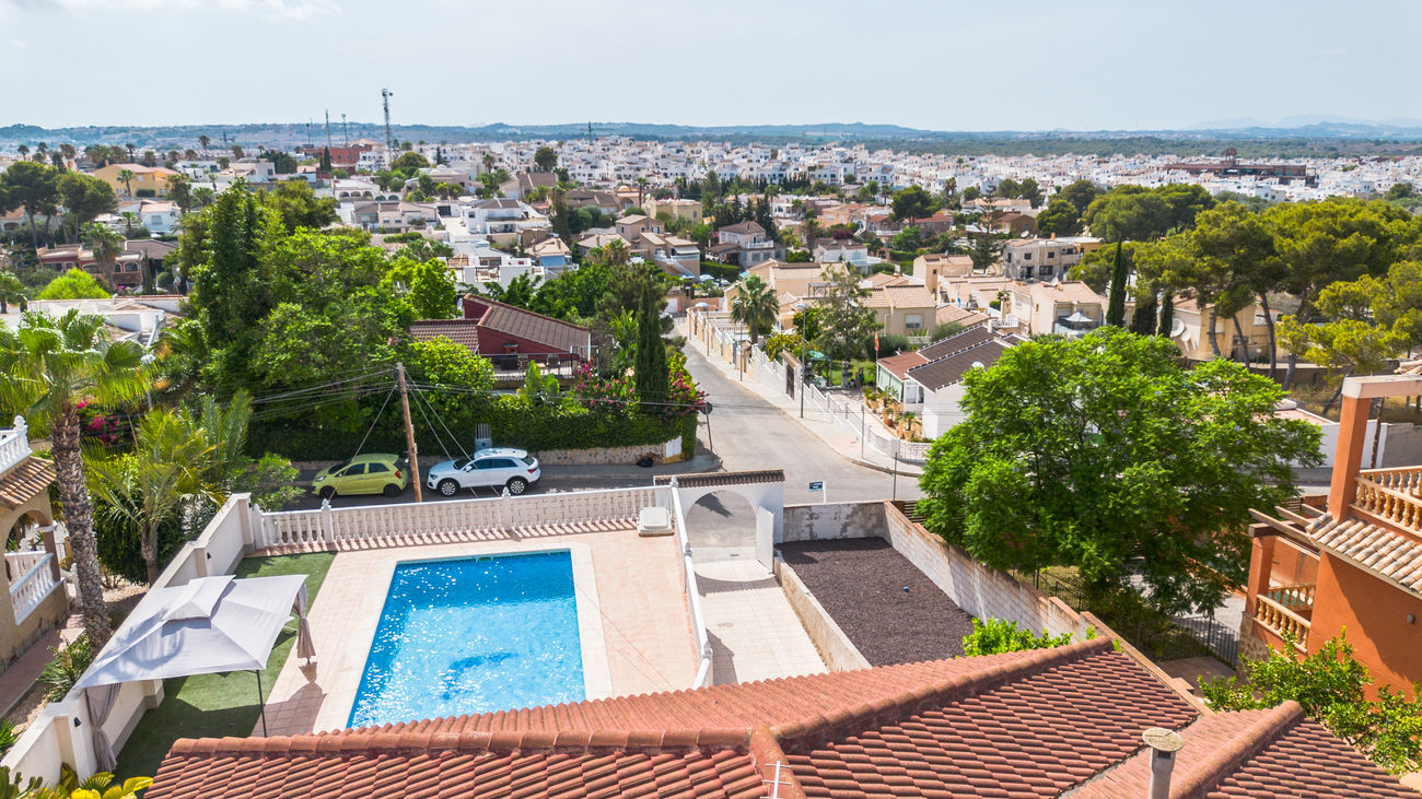 Exterior view in villa for sale in Los Balcones