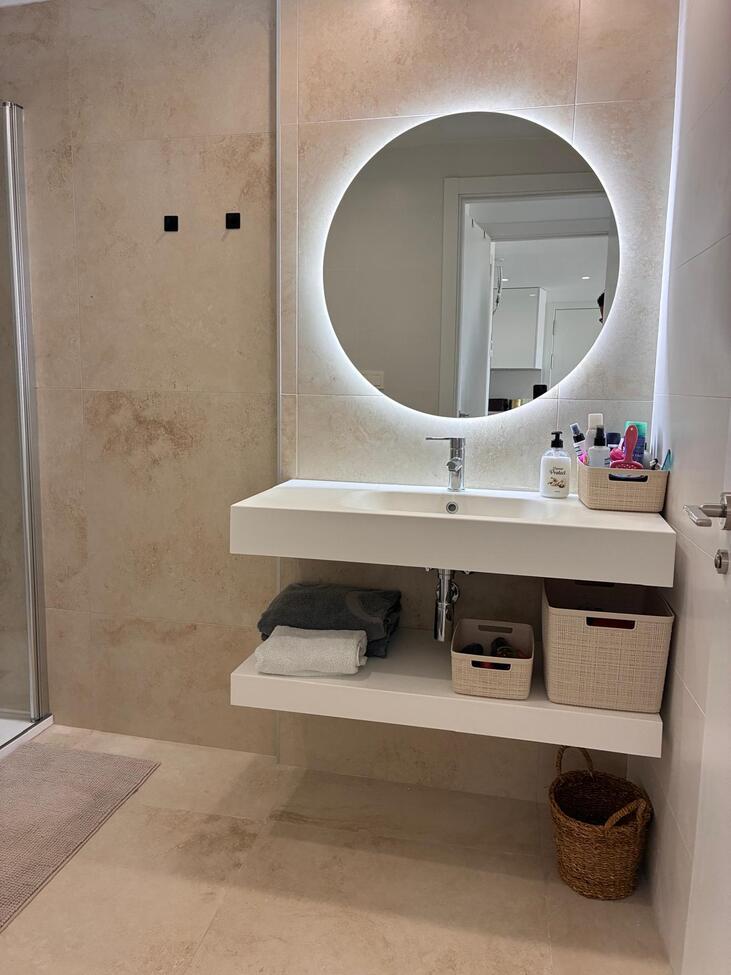 Bathroom in apartment for sale in Aguilas