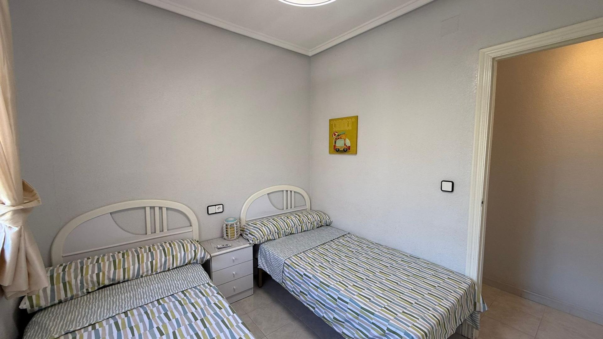 Master bedroom in bungalow for sale in Torrevieja