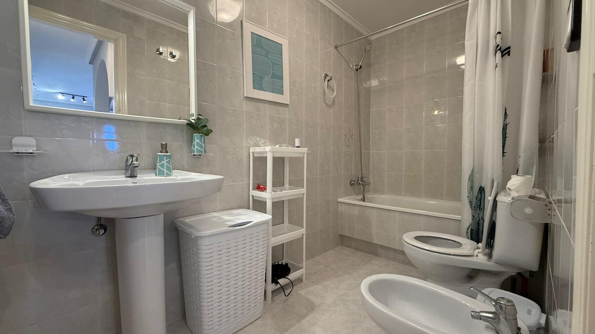 Dining area in bungalow for sale in Torrevieja