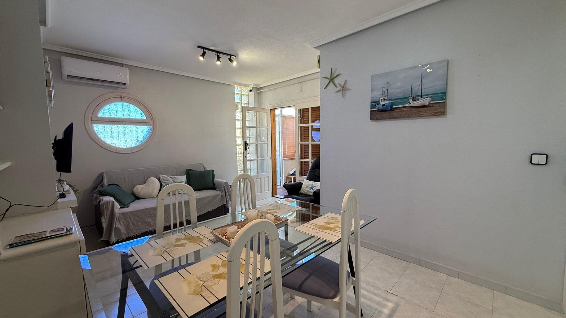Terrace in bungalow for sale in Torrevieja